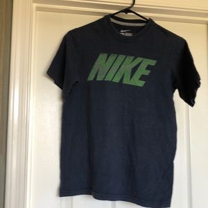 Nike T-shirt